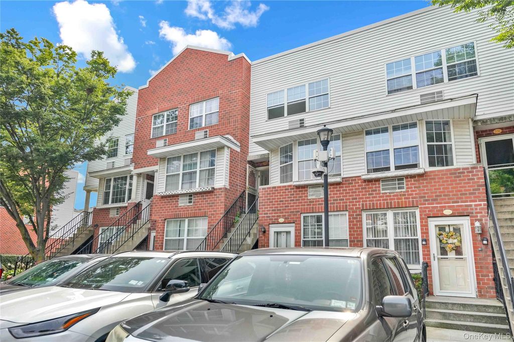 230 Sunset Boulevard 12230, Bronx, NY 10473