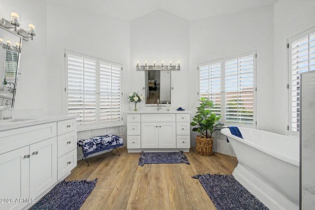 1241 N NASSAU Circle, Mesa, AZ 85205