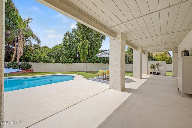 1241 N NASSAU Circle, Mesa, AZ 85205