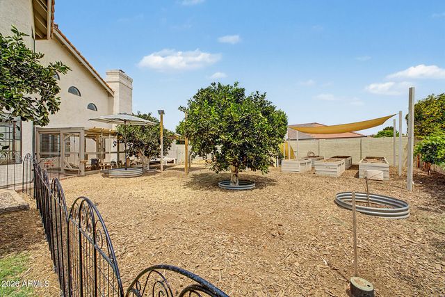1241 N NASSAU Circle, Mesa, AZ 85205