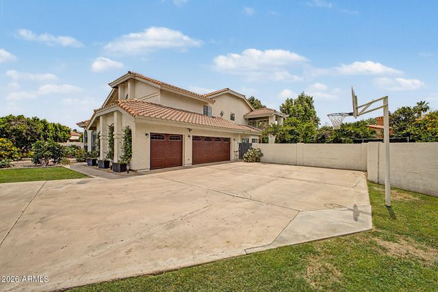 1241 N NASSAU Circle, Mesa, AZ 85205