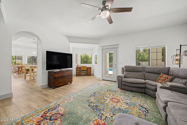 1241 N NASSAU Circle, Mesa, AZ 85205