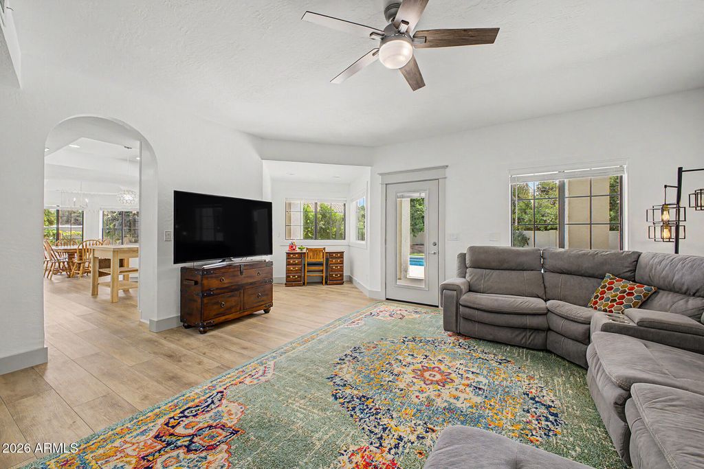Image 31 of property listing at 1241 N NASSAU Circle, Mesa, AZ 85205