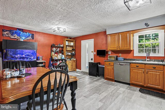 2885 FREYSVILLE RD, Red Lion, PA 17356