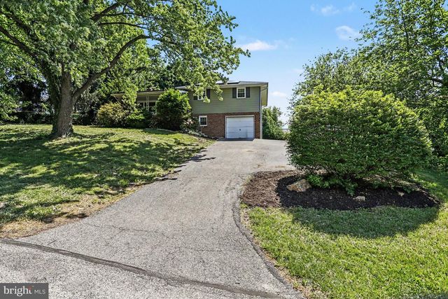 2885 FREYSVILLE RD, Red Lion, PA 17356