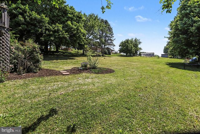 2885 FREYSVILLE RD, Red Lion, PA 17356