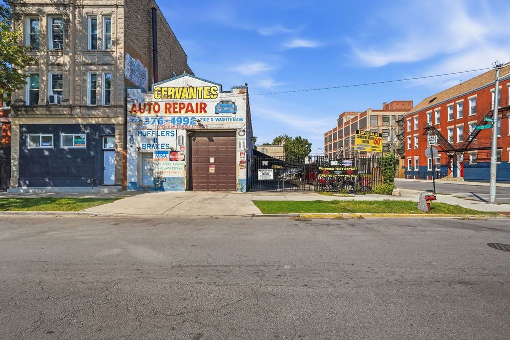 2100 S WASHTENAW Avenue, Chicago, IL 60608 — photo 2