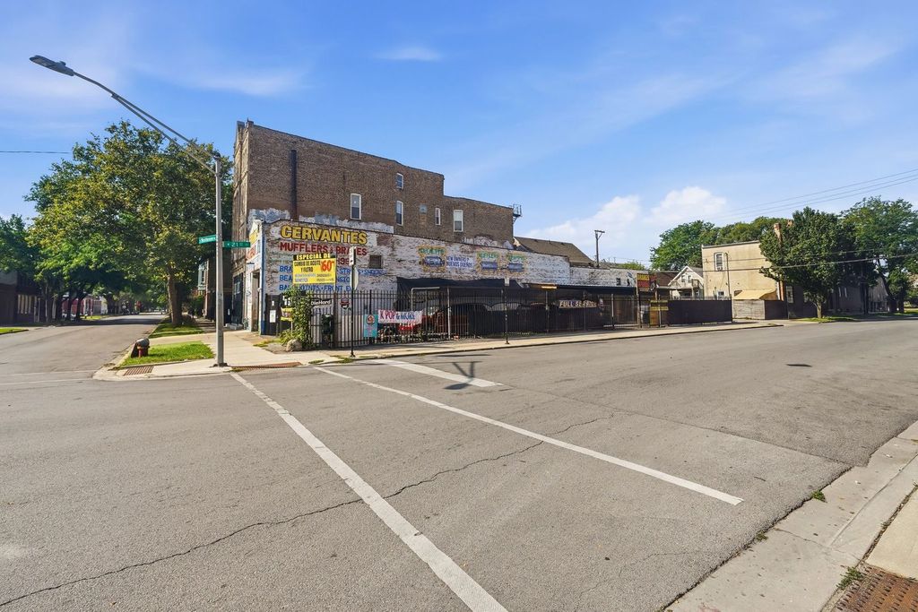 2100 S WASHTENAW Avenue, Chicago, IL 60608 — photo 4