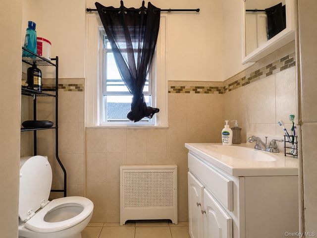 100-49 198th Street, Hollis, NY 11423