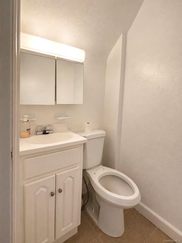 100-49 198th Street, Hollis, NY 11423