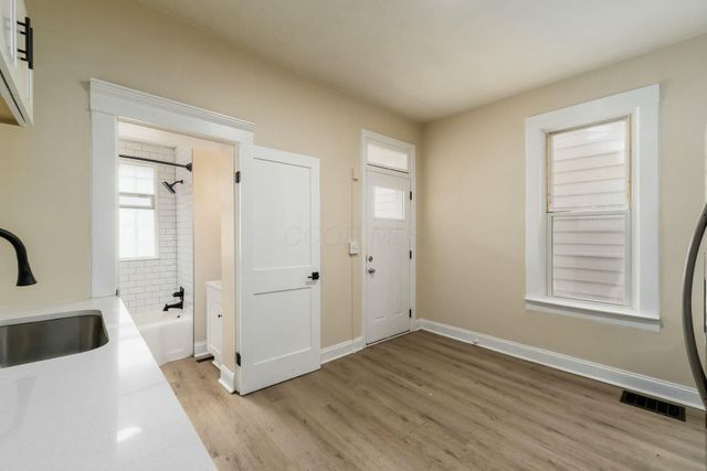 550 W Town Street, Columbus, OH 43215