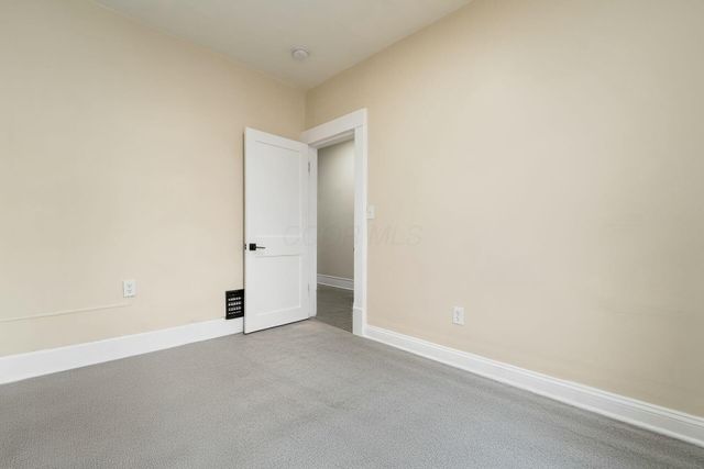 550 W Town Street, Columbus, OH 43215