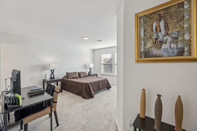 5734 Cloverwood Dr, Rockvale, TN 37153