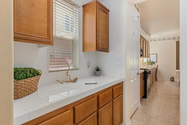 2834 Burgundy Lace Lane, San Jacinto, CA 92582