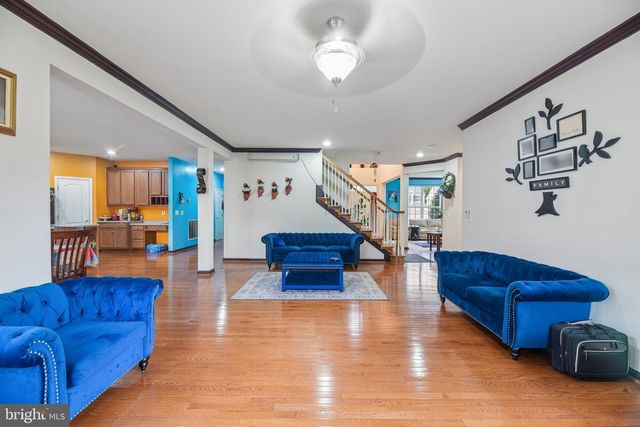 8405 MINERAL SPRINGS DR, Manassas, VA 20112