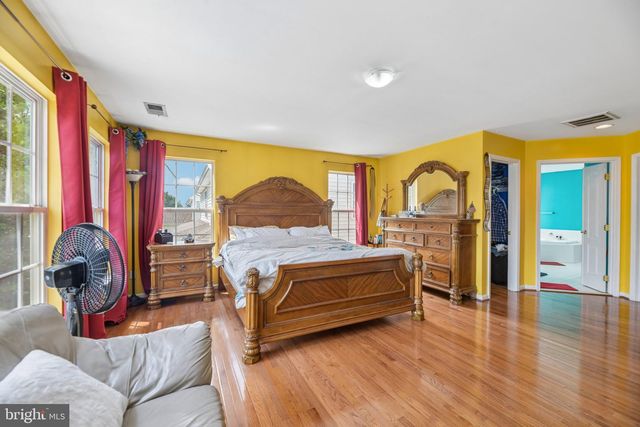 8405 MINERAL SPRINGS DR, Manassas, VA 20112