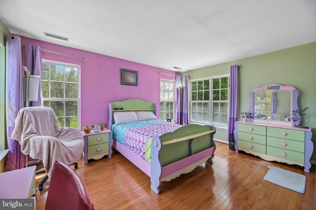 8405 MINERAL SPRINGS DR, Manassas, VA 20112