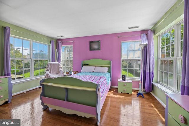 8405 MINERAL SPRINGS DR, Manassas, VA 20112