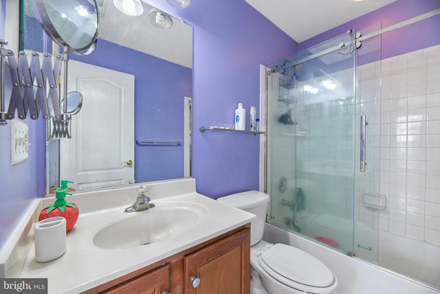 8405 MINERAL SPRINGS DR, Manassas, VA 20112