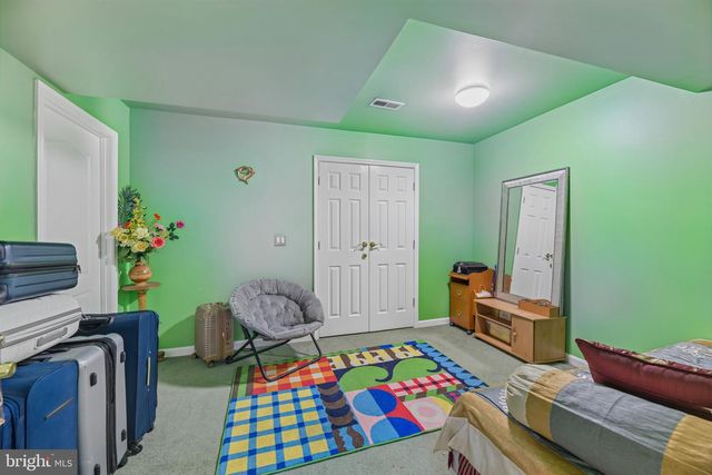 8405 MINERAL SPRINGS DR, Manassas, VA 20112