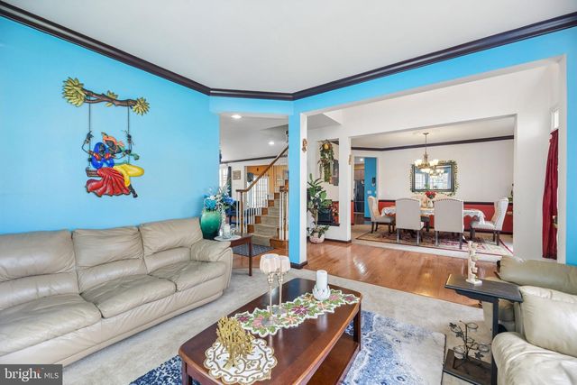 8405 MINERAL SPRINGS DR, Manassas, VA 20112