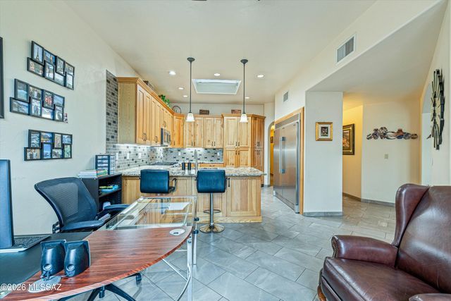 4580 E Red Mesa Drive, Tucson, AZ 85718