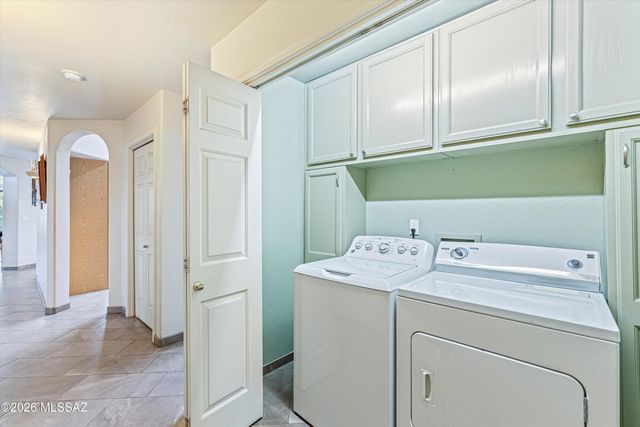 4580 E Red Mesa Drive, Tucson, AZ 85718
