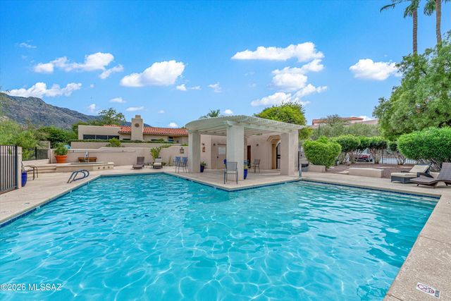 4580 E Red Mesa Drive, Tucson, AZ 85718