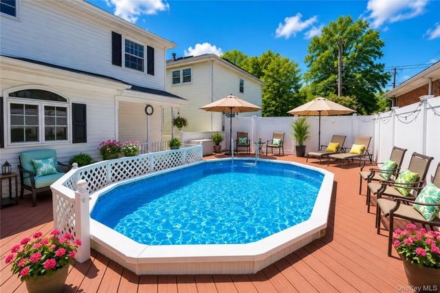 59 Tarring Street, Staten Island, NY 10306