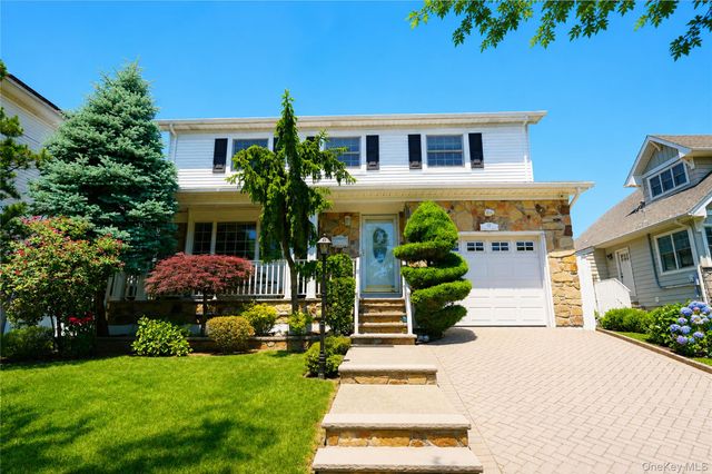 59 Tarring Street, Staten Island, NY 10306