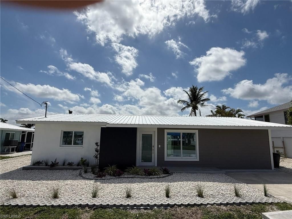 2823 Janet ST, MATLACHA, FL 33993 — exterior
