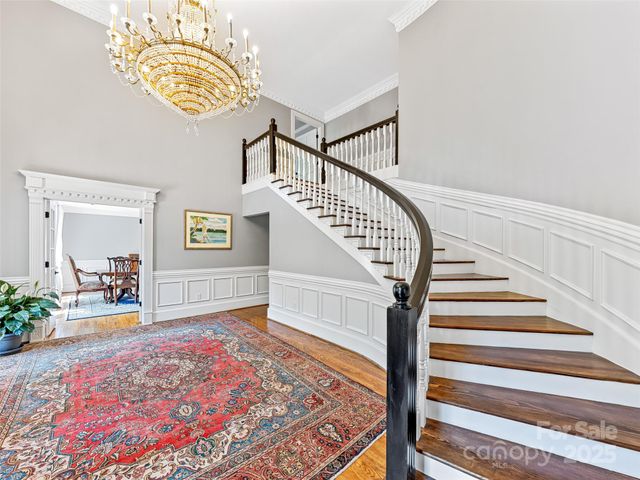 163 Northern Lights Lane, Hendersonville, NC 28739