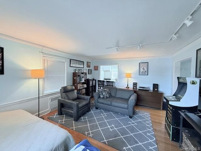 43 N Forest Avenue G3, Rockville Centre, NY 11570