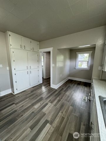 605 118th Street S, Tacoma, WA 98444