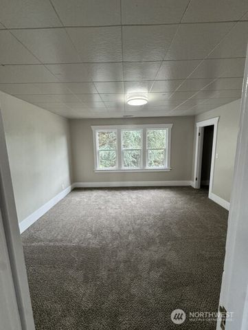 605 118th Street S, Tacoma, WA 98444