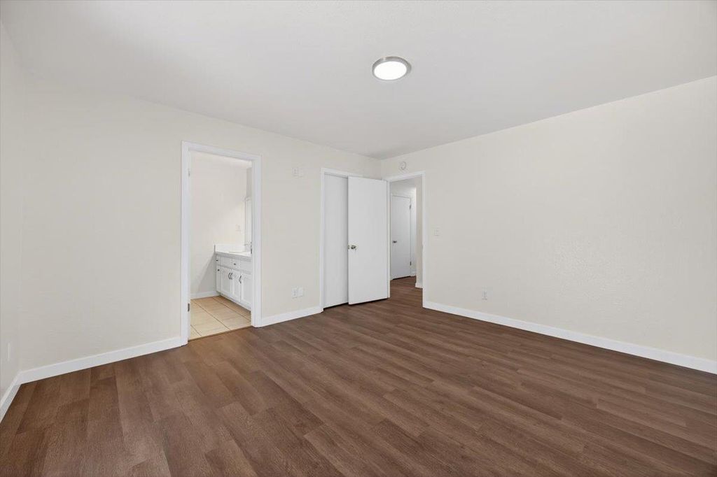 Image 23 of property listing at 3670 W Fedora Avenue, Fresno, CA 93722