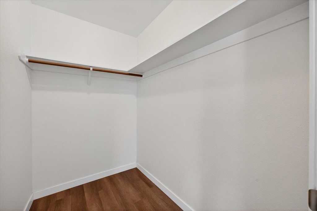 Image 25 of property listing at 3670 W Fedora Avenue, Fresno, CA 93722
