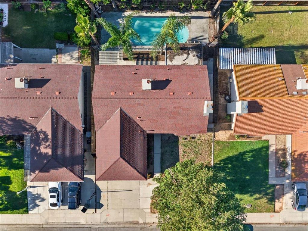 Image 33 of property listing at 3670 W Fedora Avenue, Fresno, CA 93722