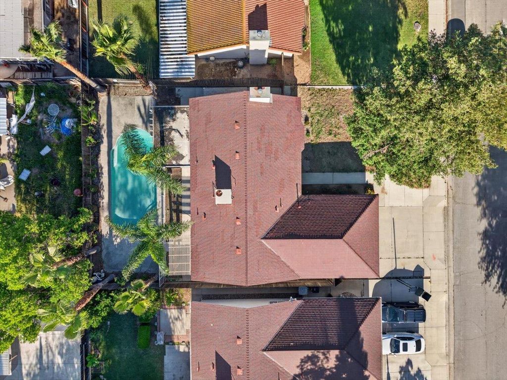 Image 34 of property listing at 3670 W Fedora Avenue, Fresno, CA 93722