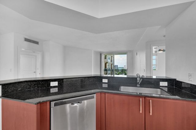 403 S Sapodilla Avenue 612, West Palm Beach, FL 33401
