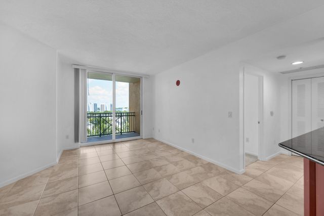 403 S Sapodilla Avenue 612, West Palm Beach, FL 33401