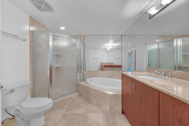 403 S Sapodilla Avenue 612, West Palm Beach, FL 33401