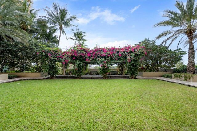 403 S Sapodilla Avenue 612, West Palm Beach, FL 33401