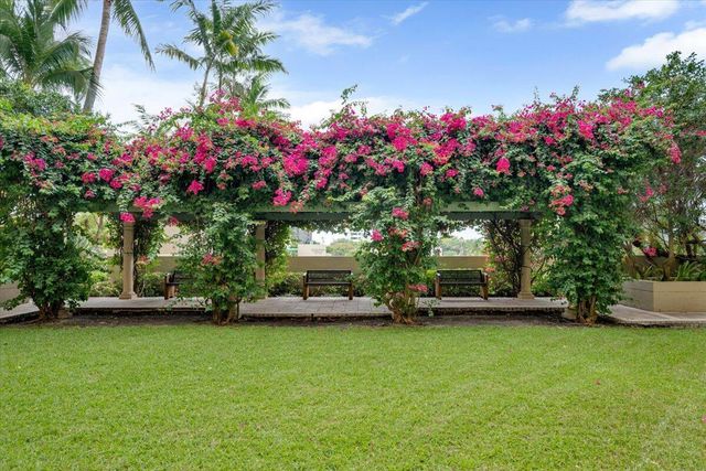 403 S Sapodilla Avenue 612, West Palm Beach, FL 33401
