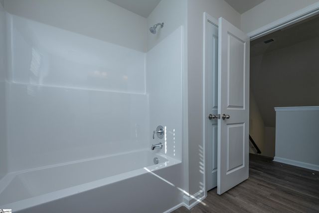 207 Waltham Court, Greenville, SC 29617