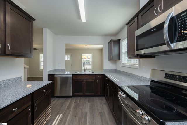 207 Waltham Court, Greenville, SC 29617