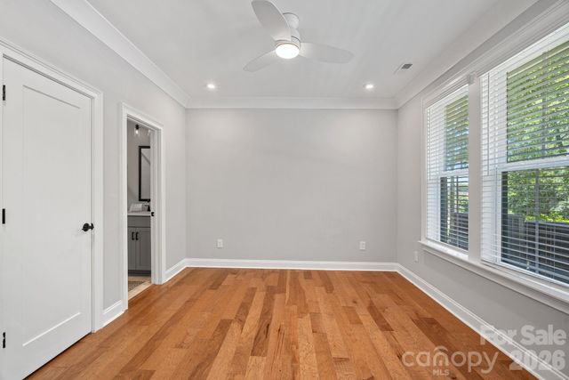 2543 Deacon Avenue, Charlotte, NC 28204