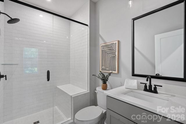 2543 Deacon Avenue, Charlotte, NC 28204