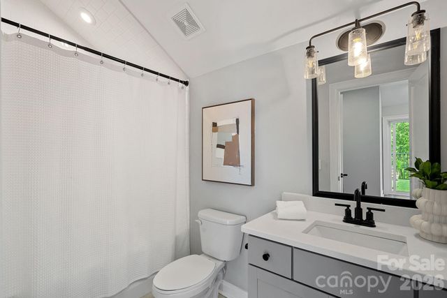 2543 Deacon Avenue, Charlotte, NC 28204