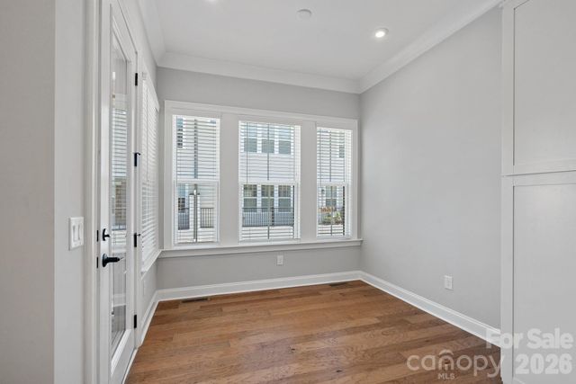 2543 Deacon Avenue, Charlotte, NC 28204